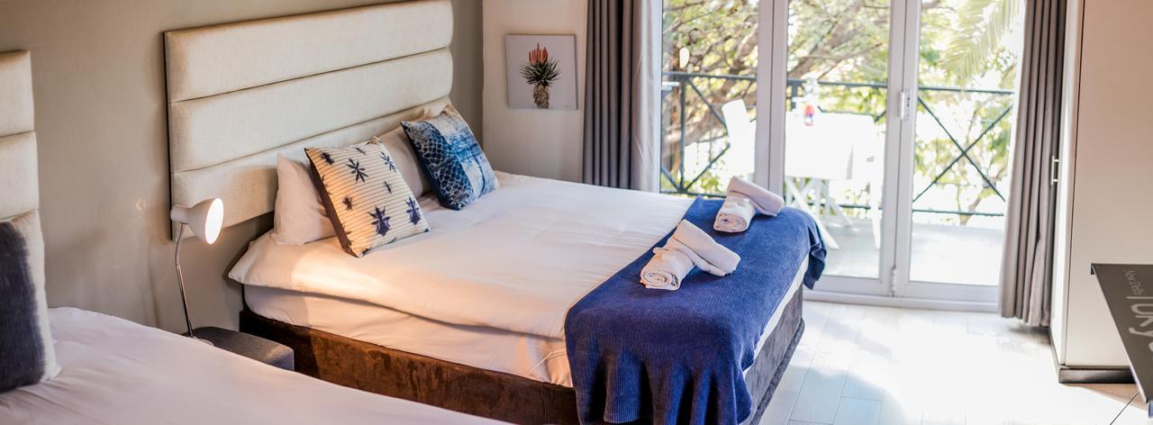 Out Of Africa Guesthouse Otjiwarongo Exterior photo