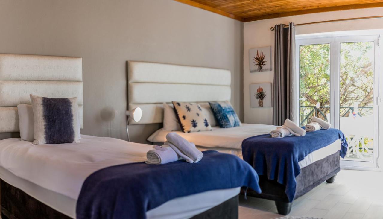 Out Of Africa Guesthouse Otjiwarongo Exterior photo